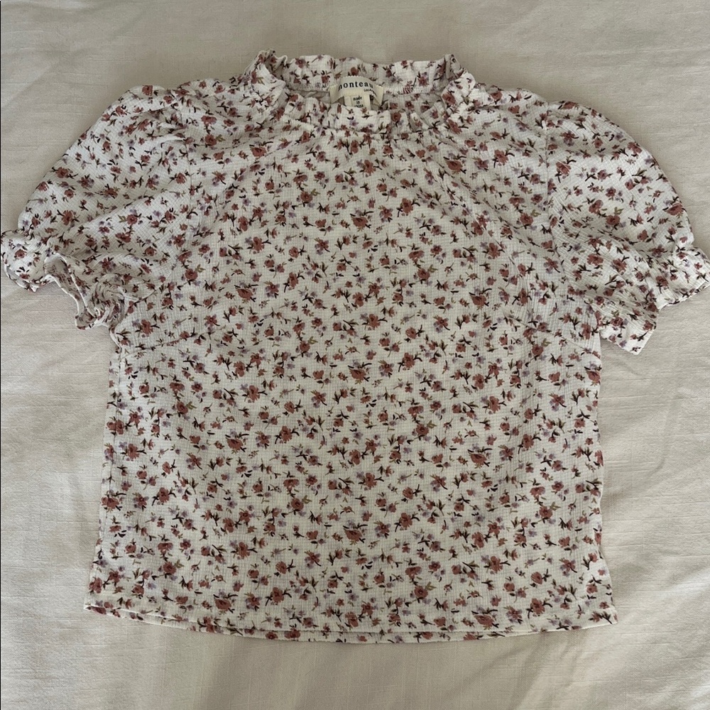 Monteau Los Angeles Women's Floral Blouse